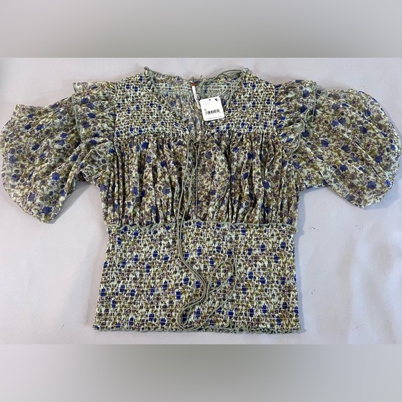 Free People Beatrice Ruffle Blouse Top Floral Printed Smocked‎ Cropped Sz S NWT - Picture 3 of 12